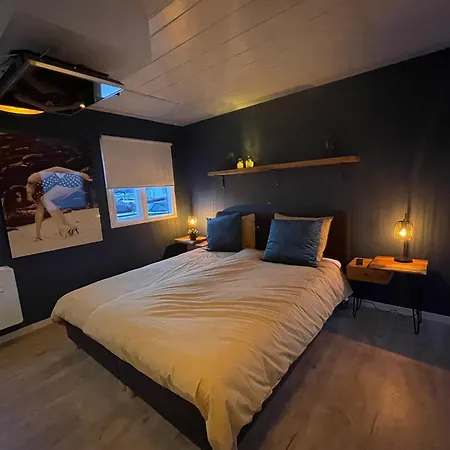 Poellodge Xl Nyaraló Aalsmeer