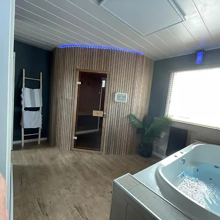 Poellodge Xl Nyaraló Aalsmeer