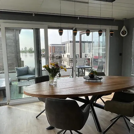 Poellodge Xl * Aalsmeer